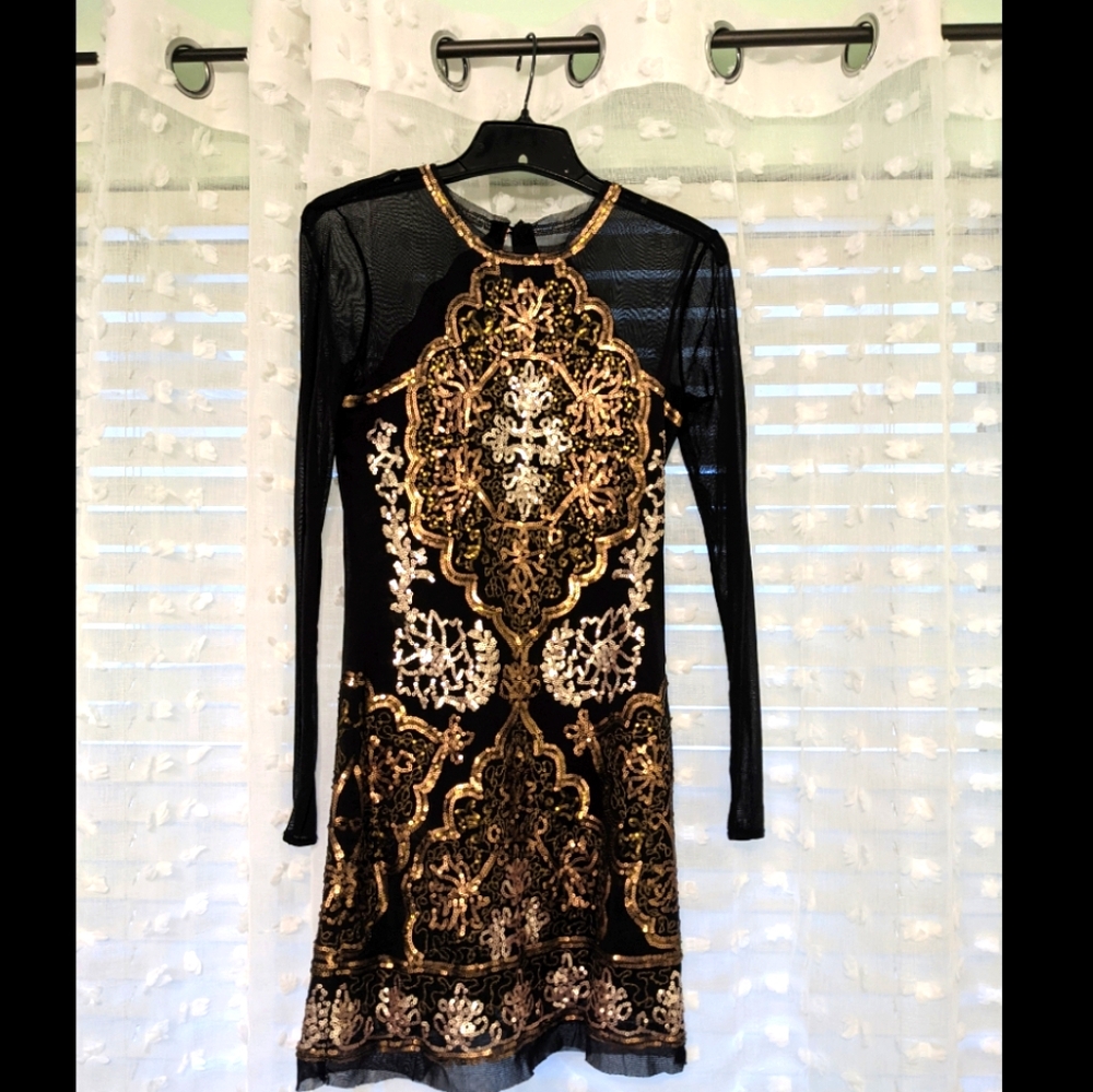 NWT Gorgeous Long Sleeve Mini Dress